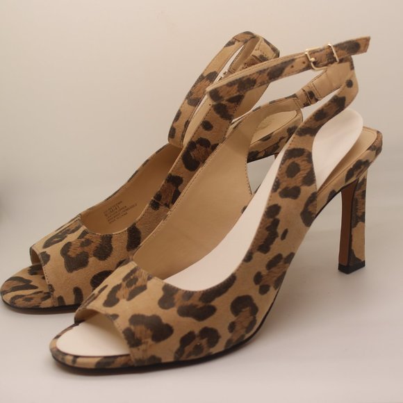 Vince Camuto VC-RETEEMA.  NWOT - In original box.  9 1/2 M - Picture 3 of 5